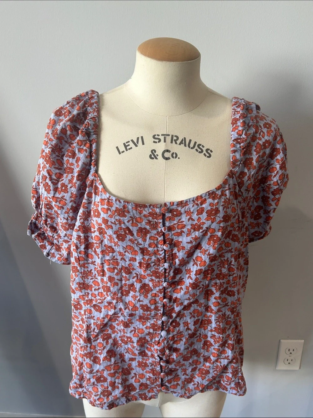 Madewell Button-Front Smocked-Back Top in Piccola Floral